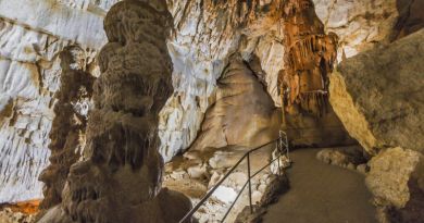 Экскурсии в `Красная пещера` из Алушты