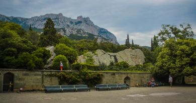 Авто-пешеходная экскурсия из Алушты (фото 7)
